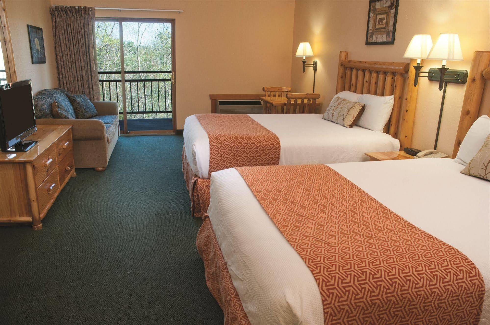 The Waters Of Minocqua Hotel ภายนอก รูปภาพ